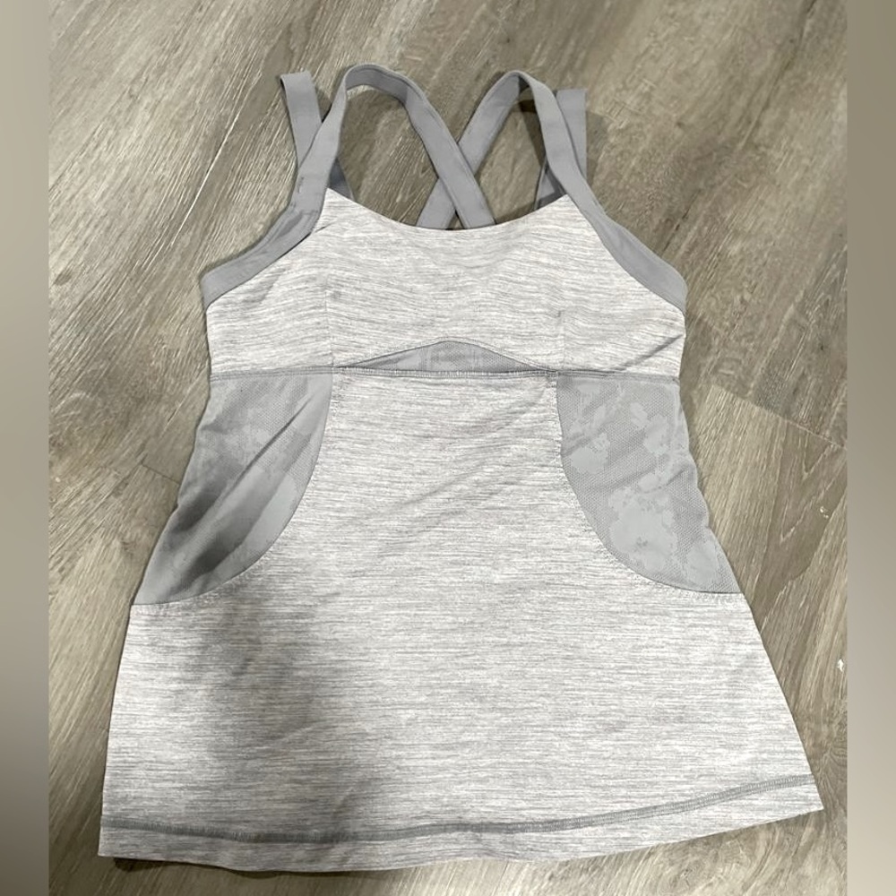lulu lemon grey top